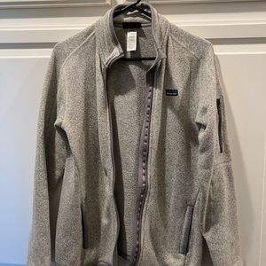 Women’s Grey patagonia zip up jacket